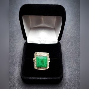 Columbian Emerald Gem Square SS Ring SZ 7